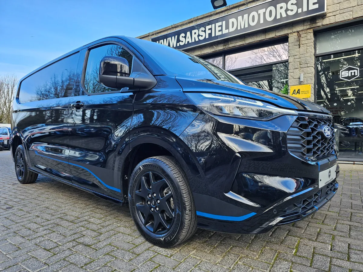 2024 FORD TRANSIT CUSTOM 170 BHP SPORT AUTO - Image 2