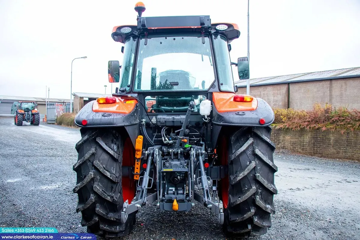 New Kubota M5112 Tractor C/w Loader - Image 4