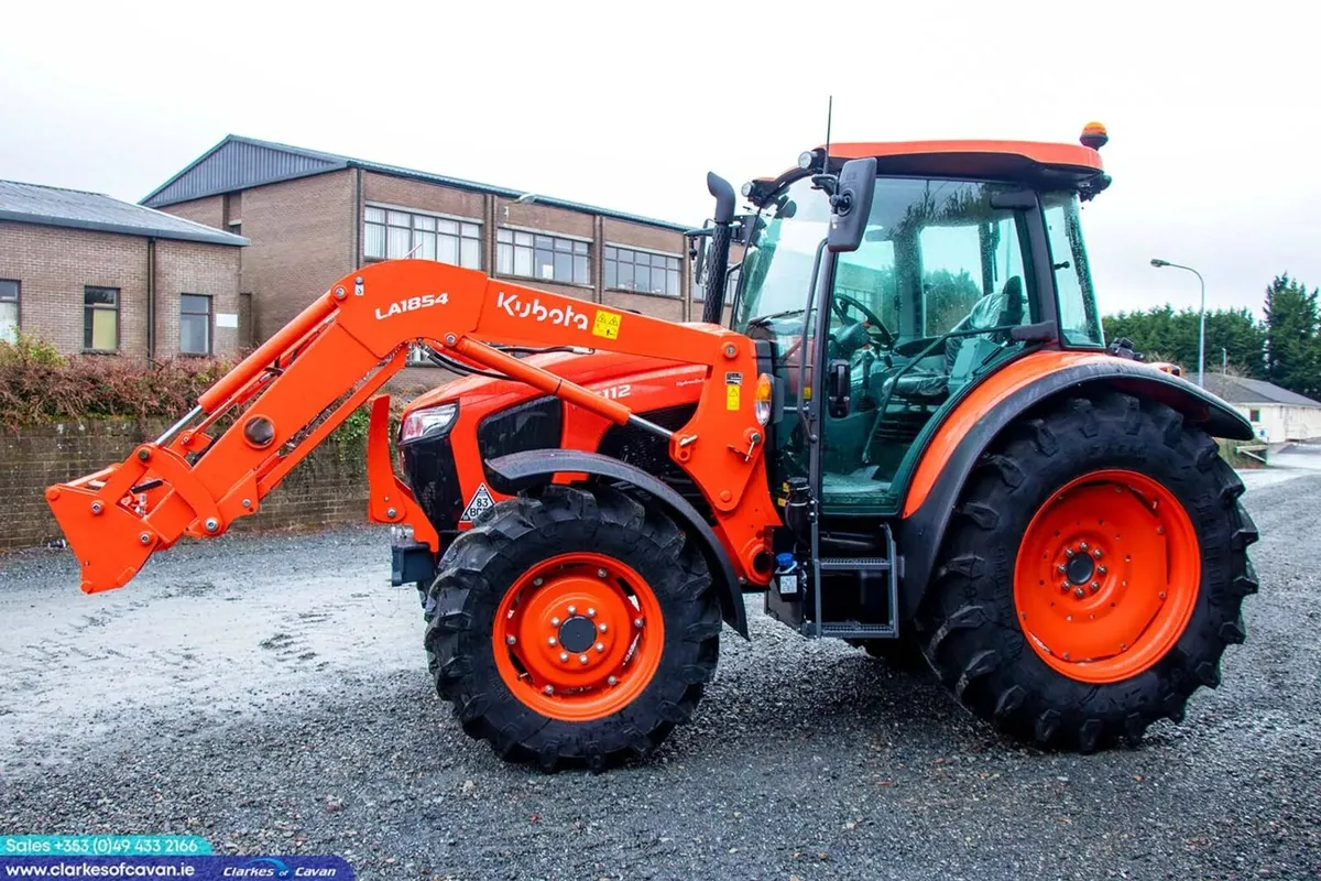 New Kubota M5112 Tractor C/w Loader - Image 2