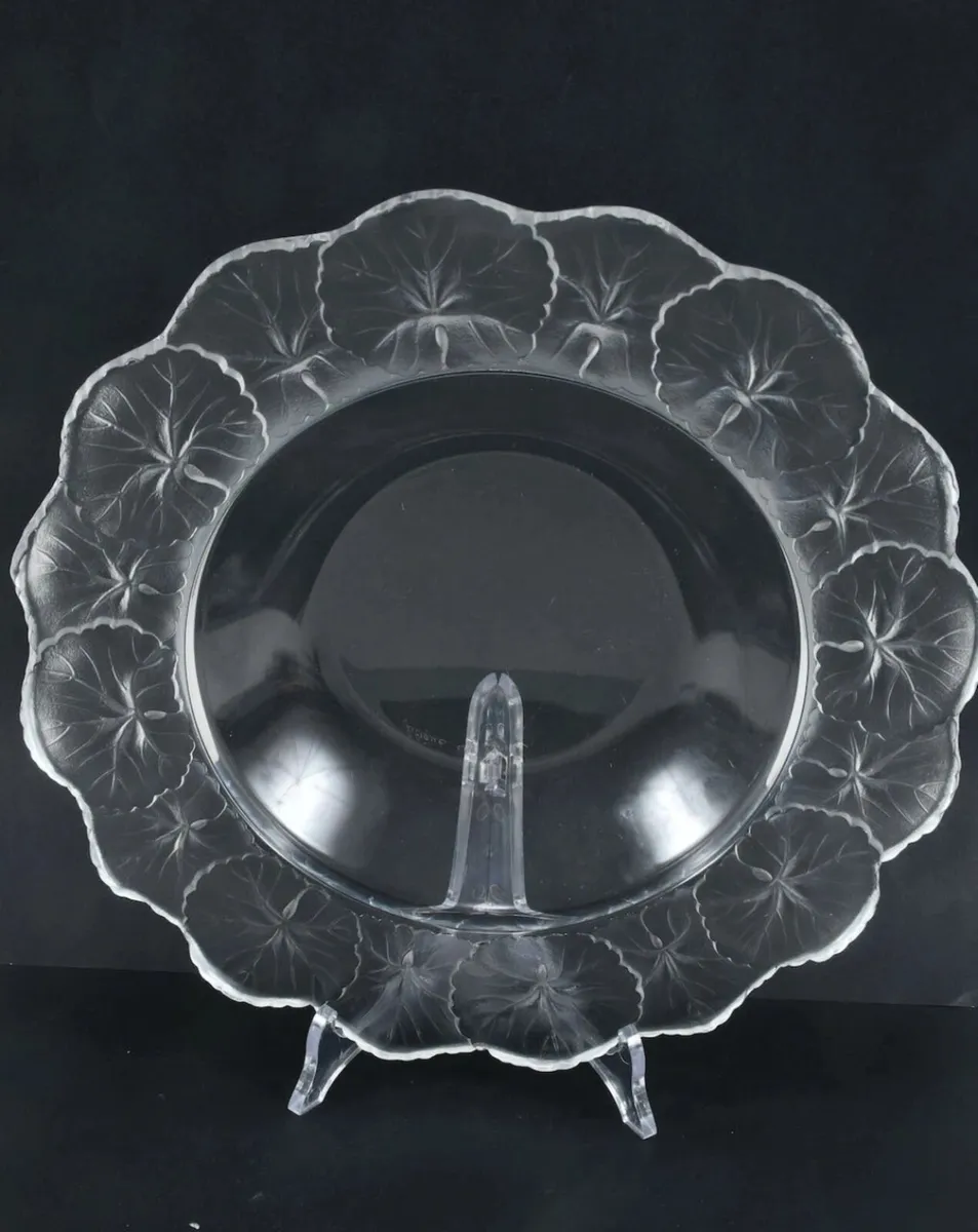 Large signed Lalique France leaf glass bowl - Image 1