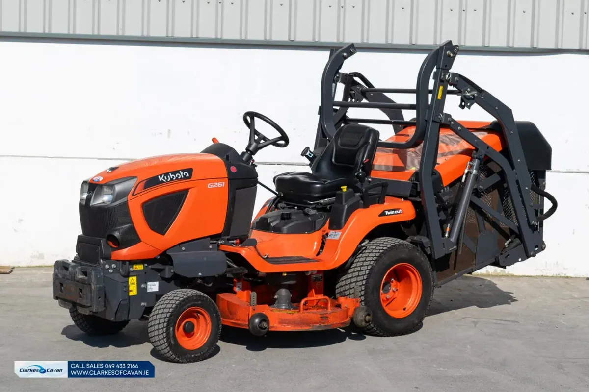 2021 Kubota G261HD Ride-on Lawnmower - Image 2