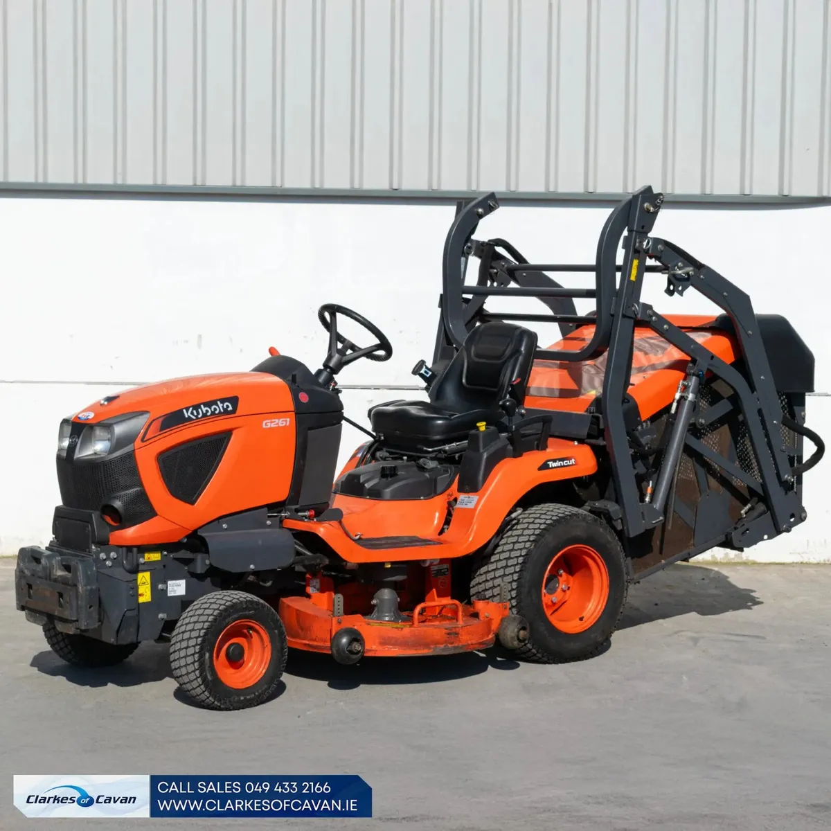 2021 Kubota G261HD Ride-on Lawnmower - Image 1