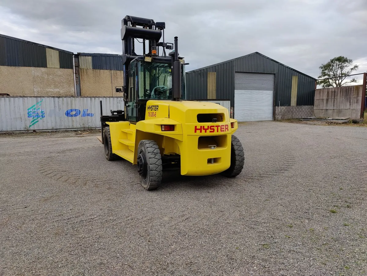 16 Ton Hyster forklift for hire - Image 3