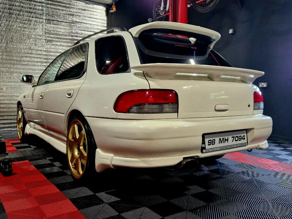 Subaru impreza JDM STI - Image 2