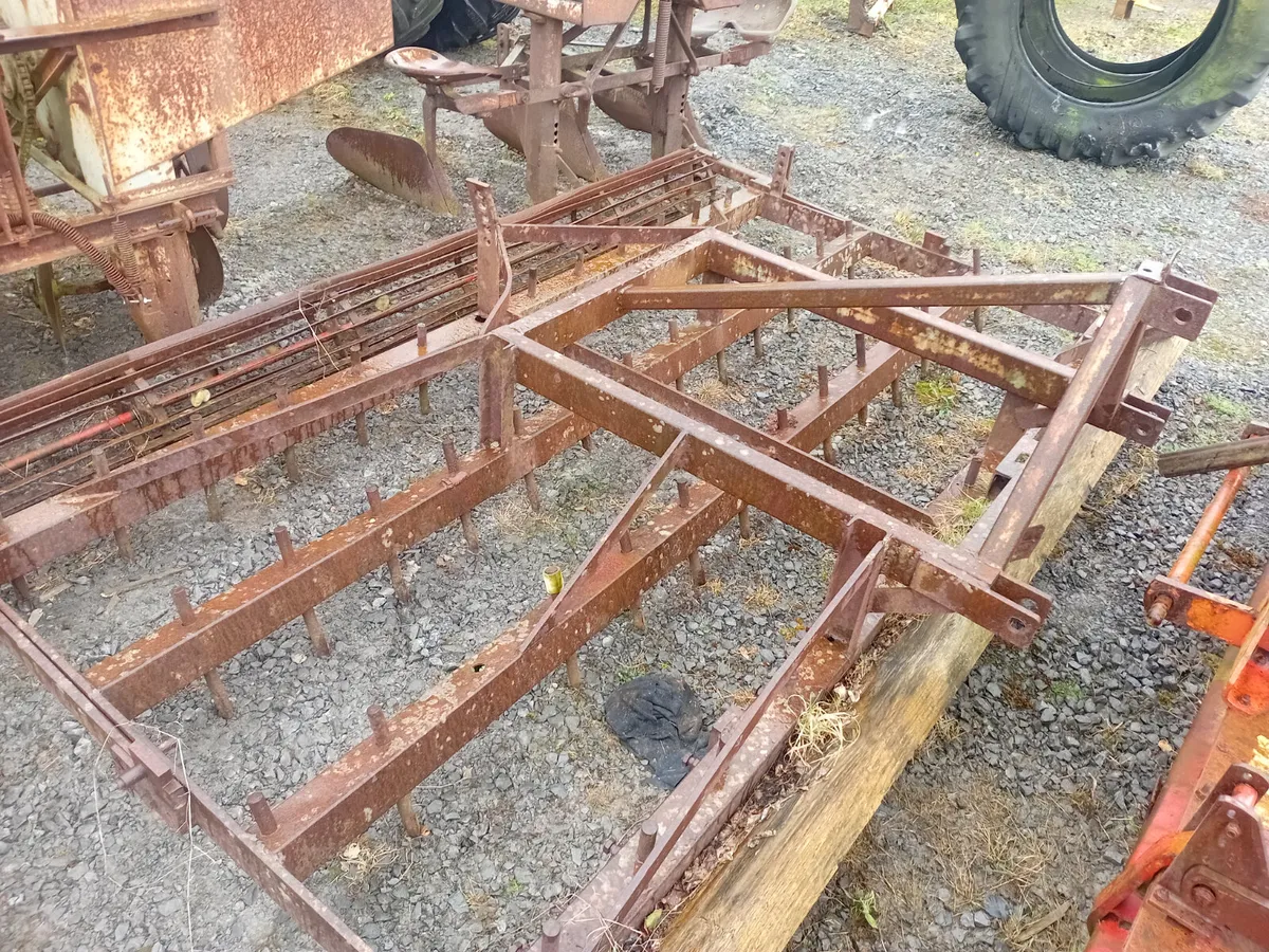 Pin (dutch) Harrow - Image 1