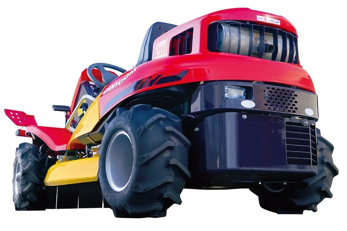 New Canycom CMX2402 Ride-on Brushcutter - Image 4