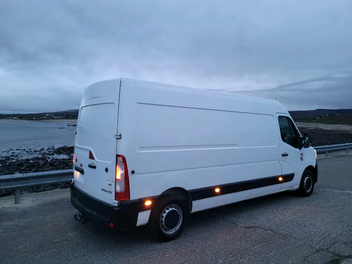 Renault Master 2.3dci lwb (cvrt 11/26) - Image 4