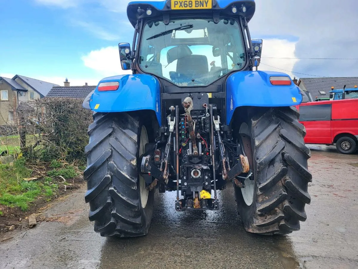 New Holland T7210 - Image 4