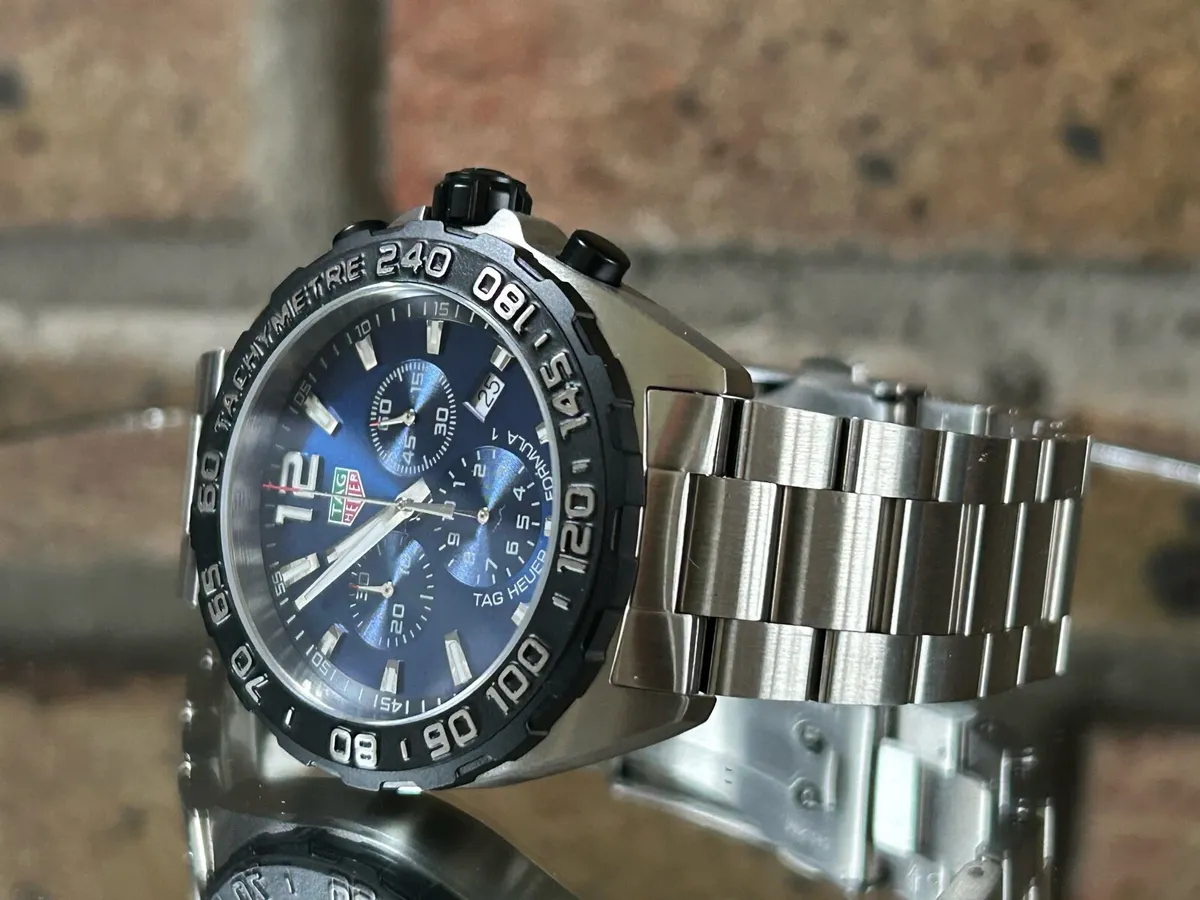 TAG Heuer Formula 1 - Mens Wristwatch - Image 3