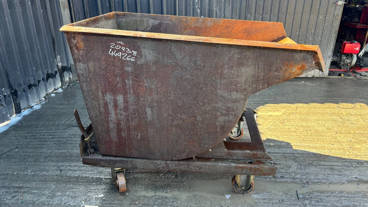 Tipping Skip to suit forklift - Image 2