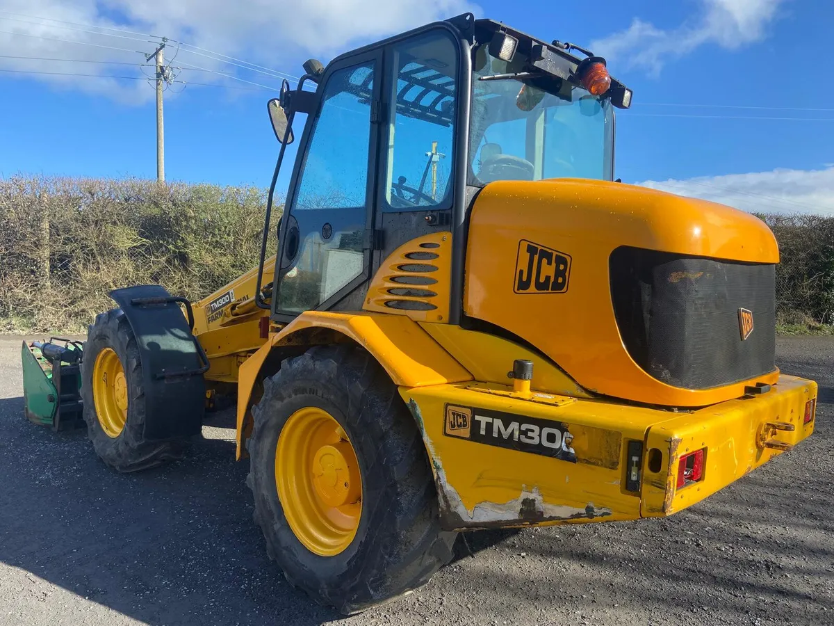 JCB TM 300 Articulated Teleporter - Image 2
