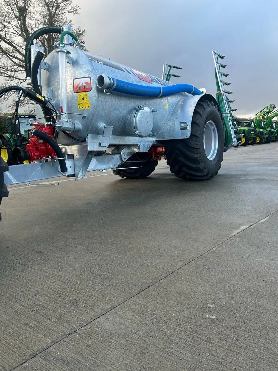 ABBEY 1650 Tank - Image 2