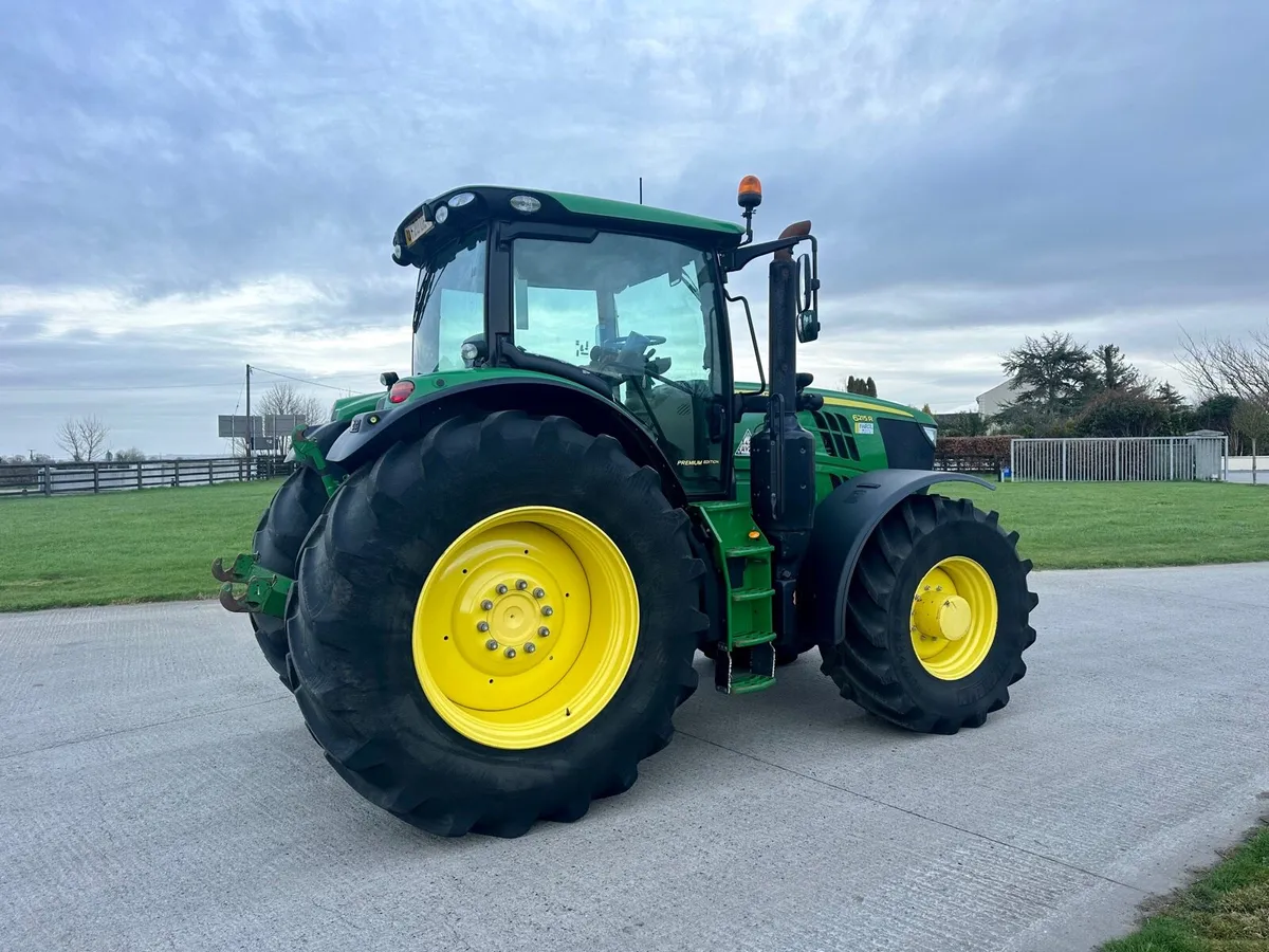 John Deere 6215r - Image 4