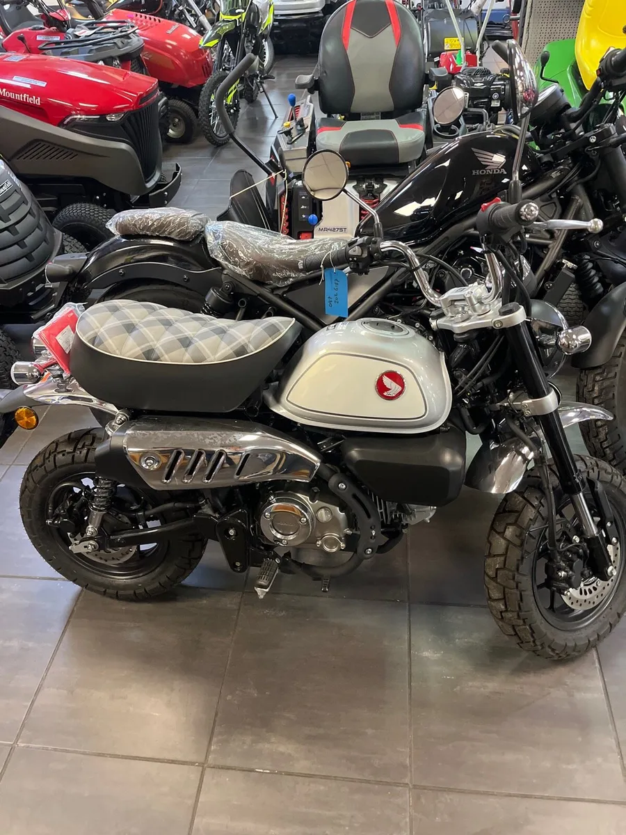 Motorcycles - Image 2