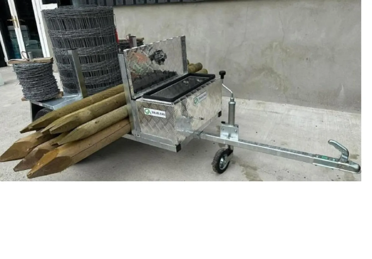 FENCING TRAILER - Image 1