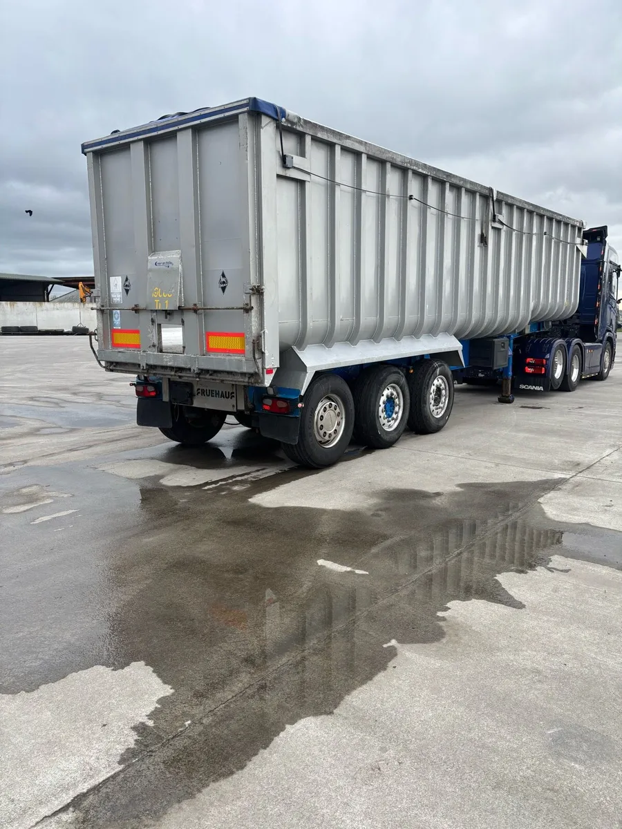 Fruehauf tipper - Image 2