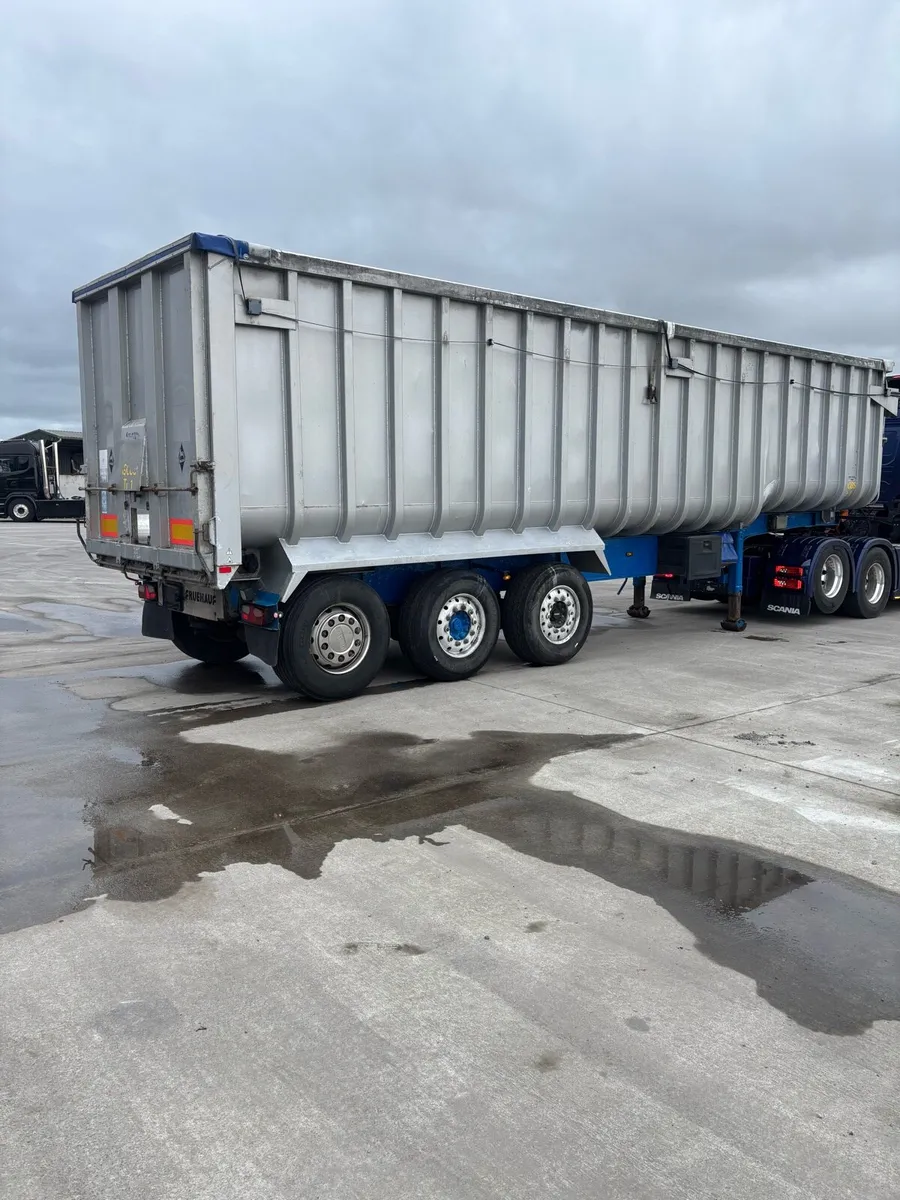 Fruehauf tipper - Image 3