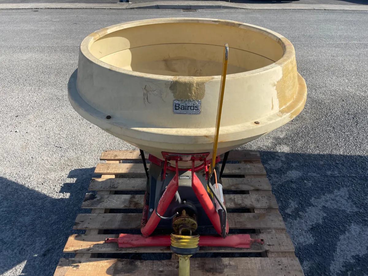 Vicon Fertiliser spreader - Image 2