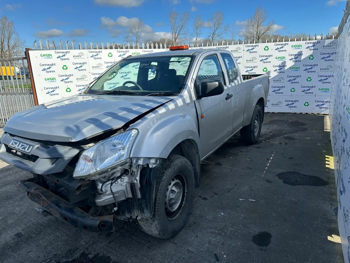 2017 IZUSU DMAX 2.5D JUST IN FOR BREAKING - Image 2