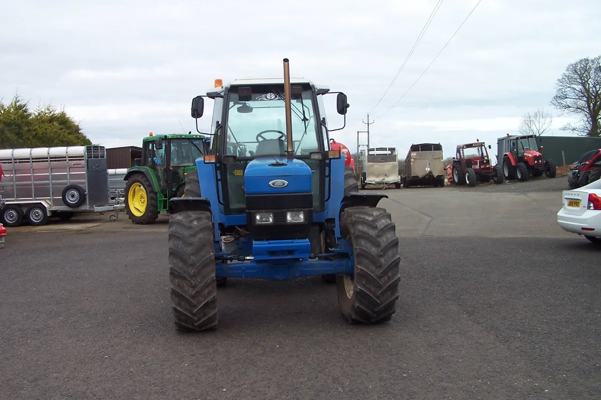 1992 Ford 7840 SLE - Image 2