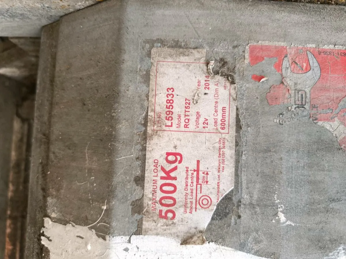 Tail Lift for Van or Dropside Body - Image 2