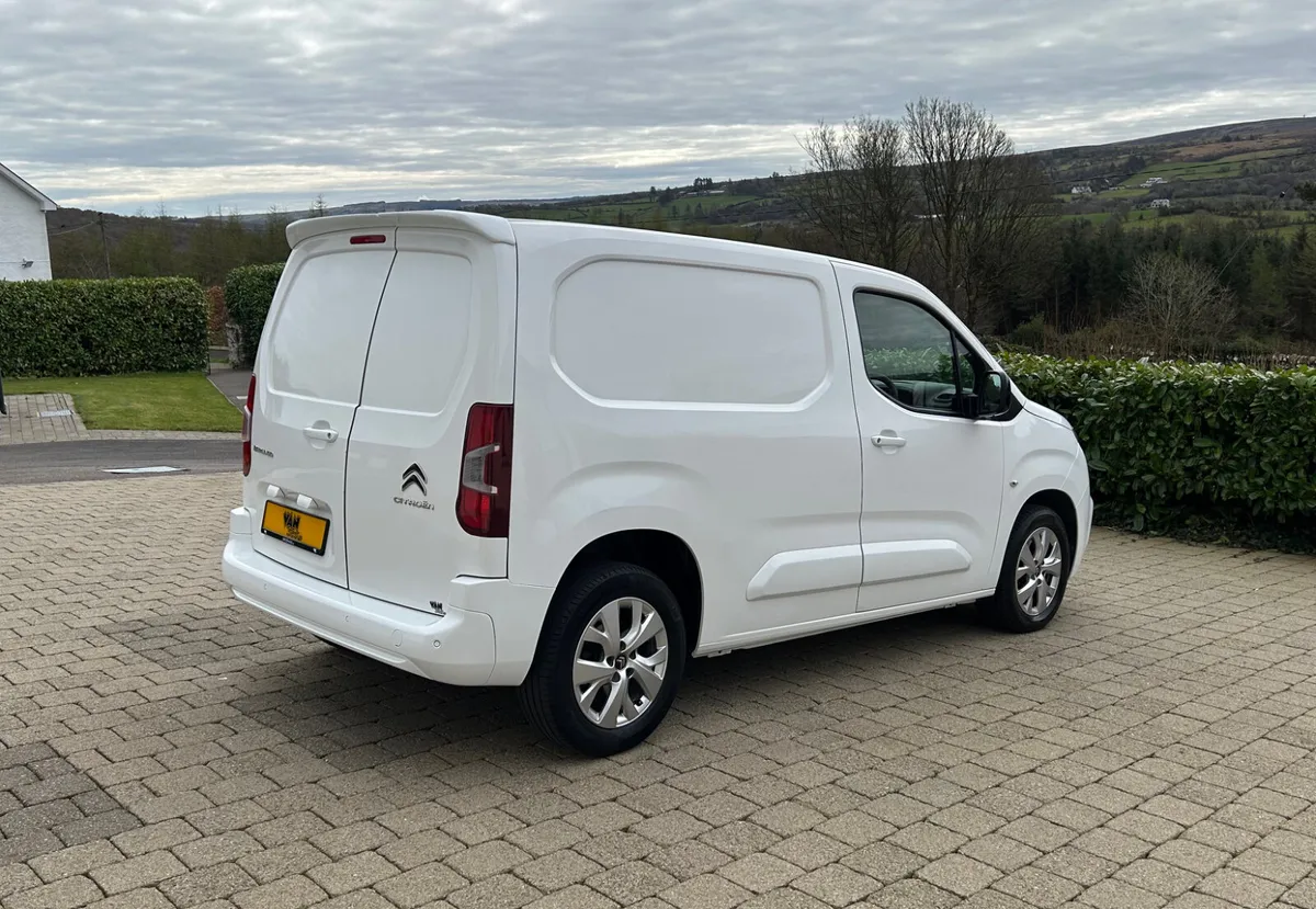 2020 Citroen Berlingo Enterprise 100bhp Fully Load - Image 4