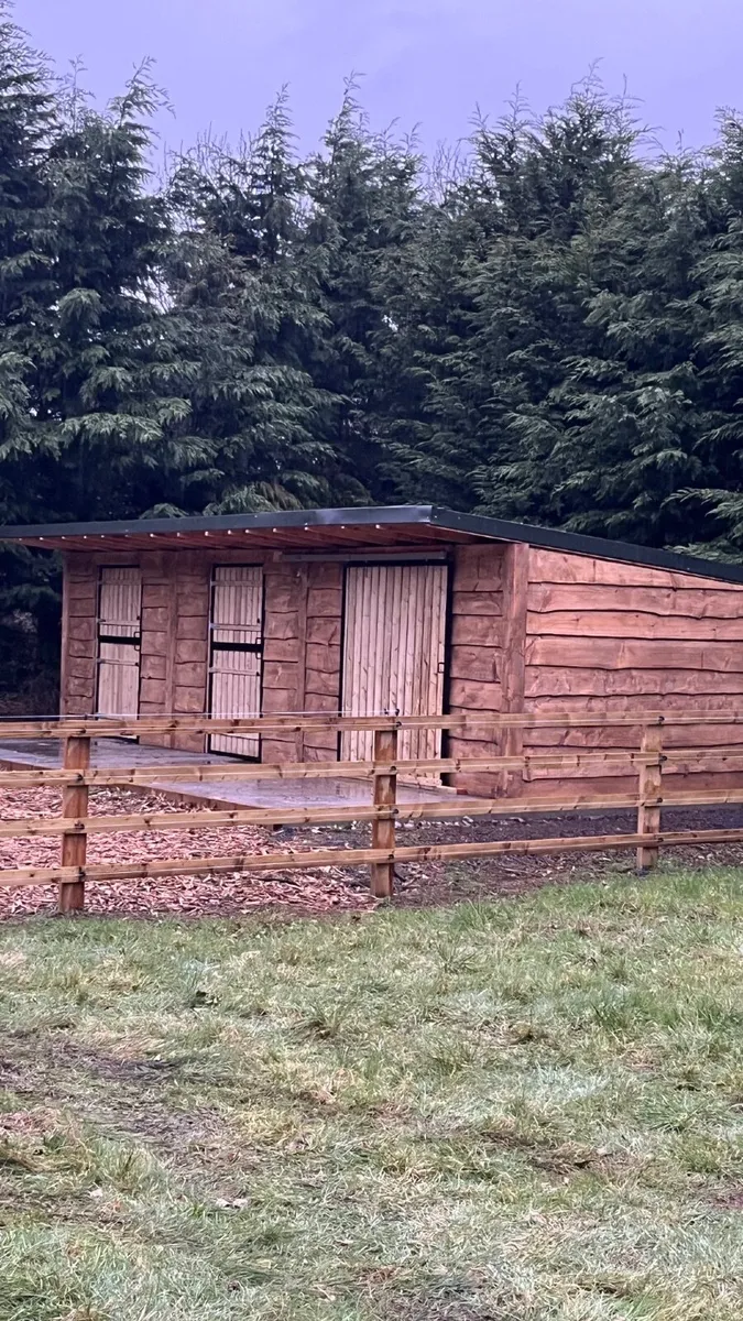 Stables and timber sheds - Image 2