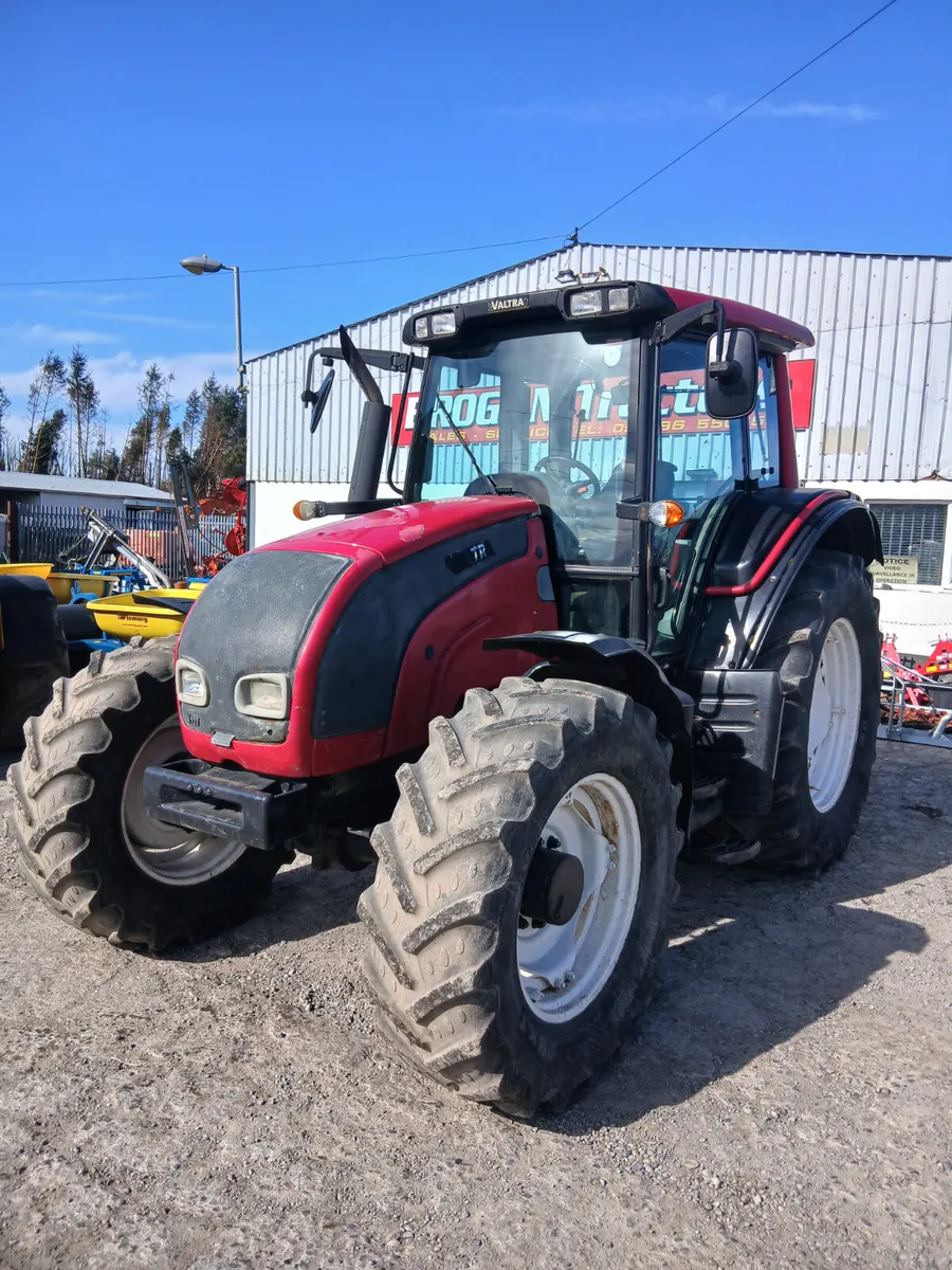 2010 Valtra N111 for sale. - Image 1