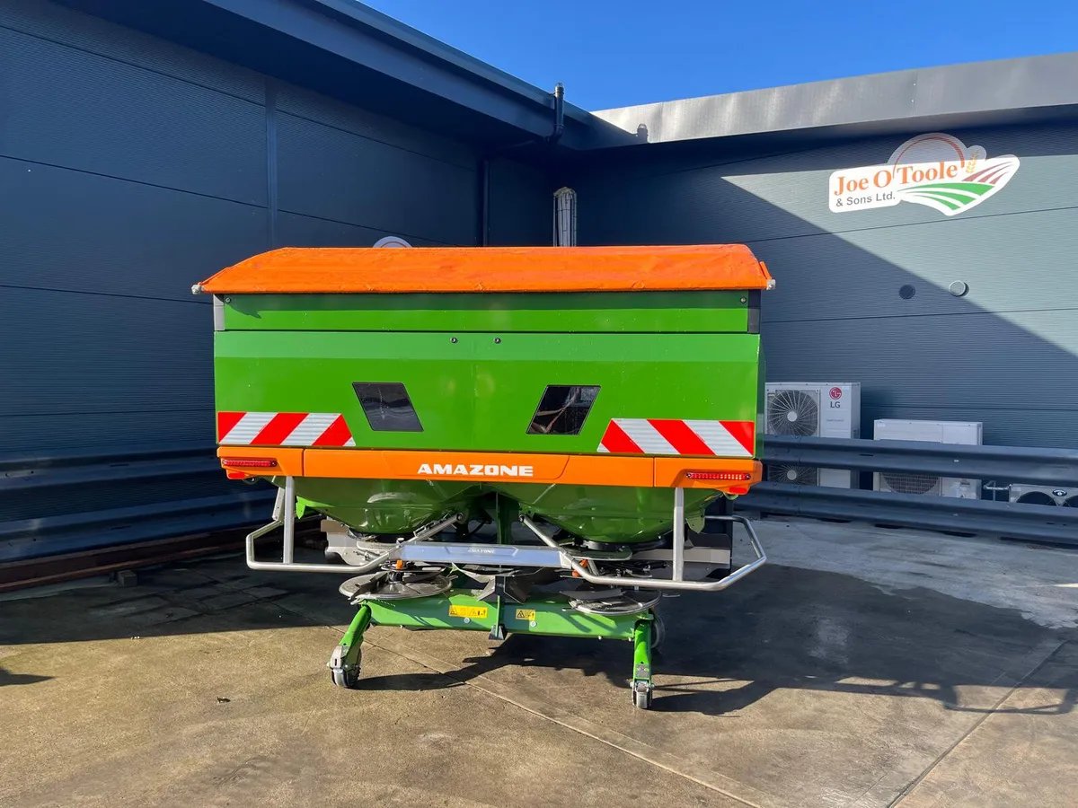 New Amazone ZAV Fertilizer Spreader Tams 3Approved - Image 4