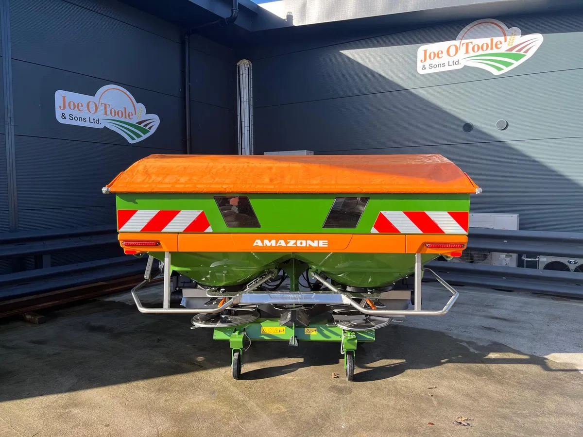 New Amazone ZAV Fertilizer Spreader Tams 3Approved - Image 1
