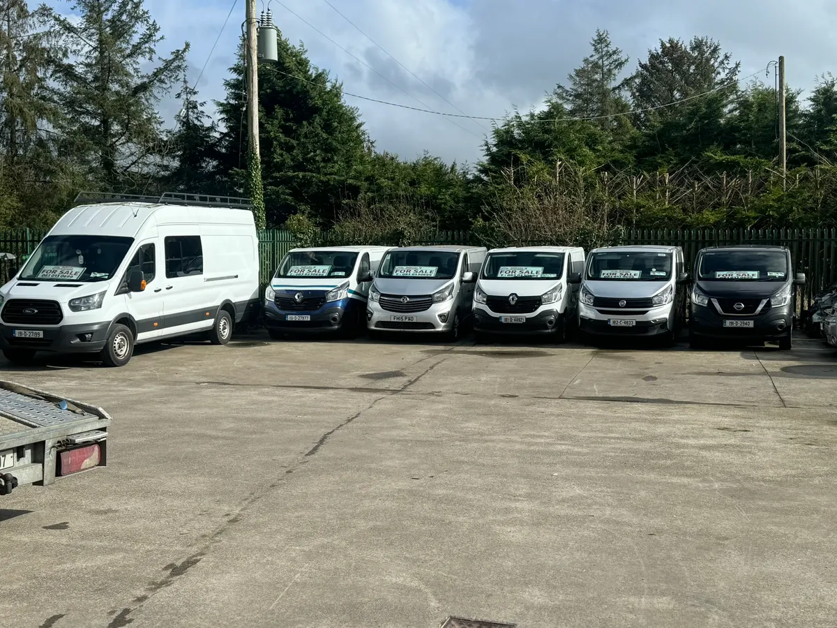 Wide selection traffic Vivaro - Image 3