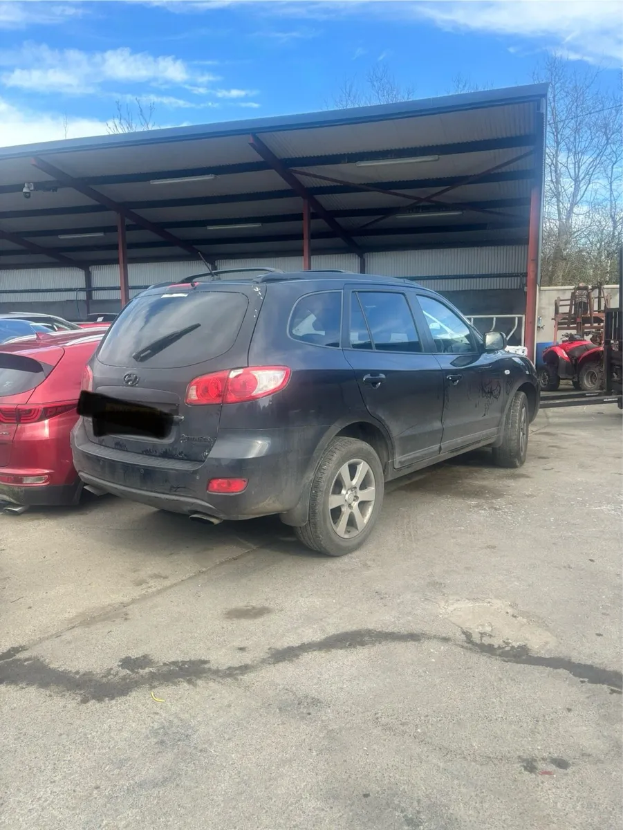 MHyundai Santa Fe for breaking - Image 2