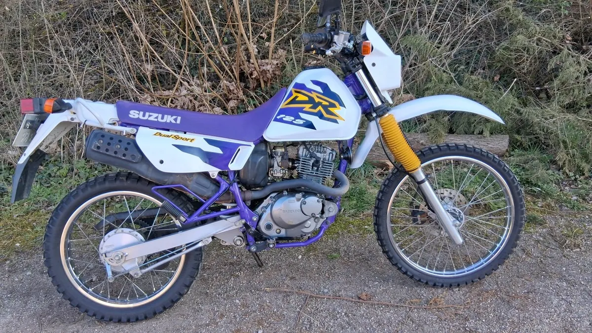 Suzuki DR125   1st Class! - Image 1