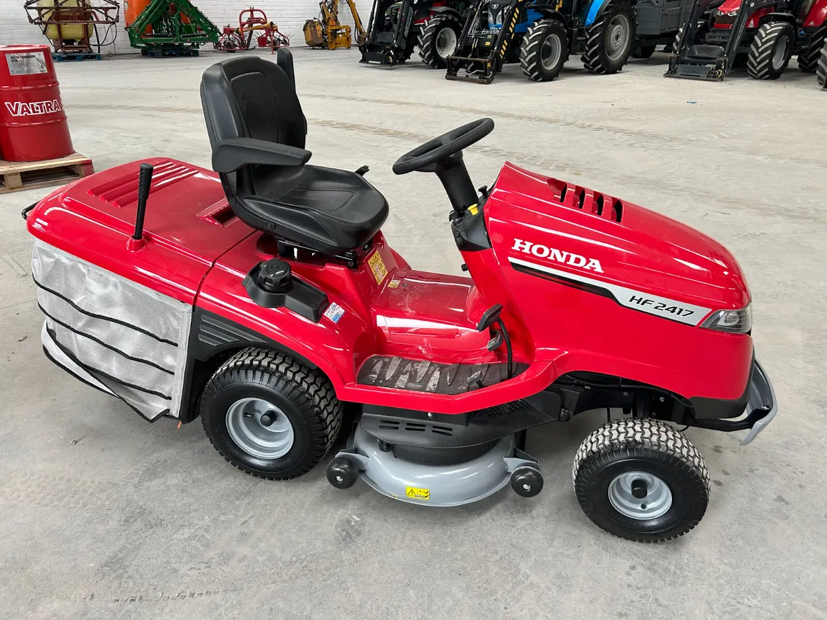 Honda 2417 Lawn Mower - Image 1
