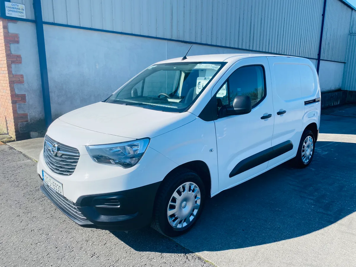 212 Opel Combo 1.5 €10,450 + VAT - Image 1