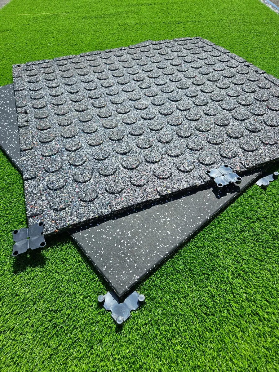 Gym rubber flooring mats - Image 1