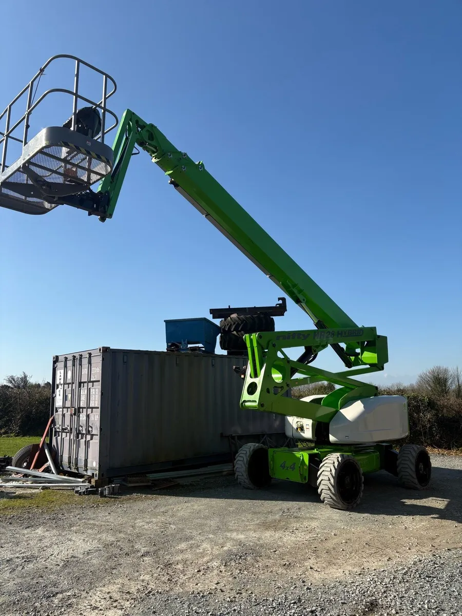 Nifty Lift HR28 - Image 1