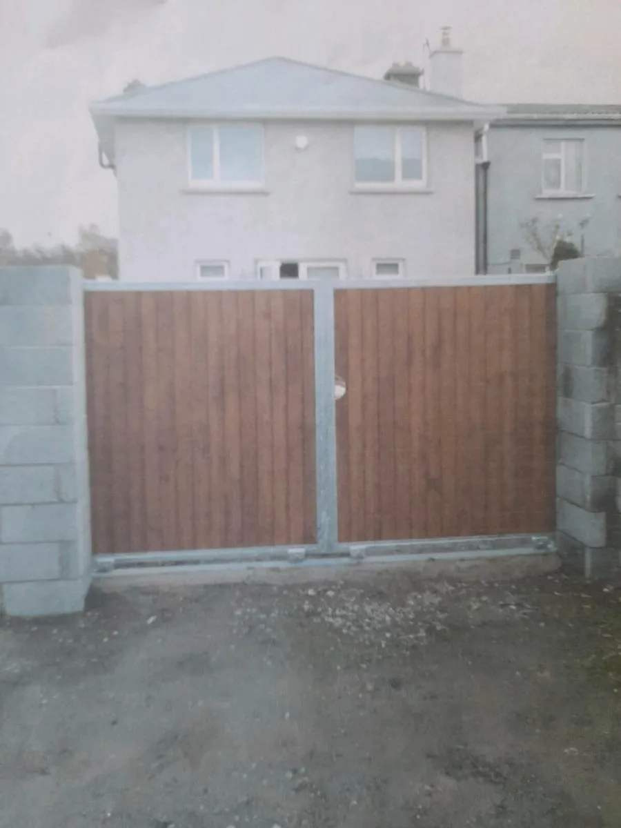 Sliding gates. - Image 4