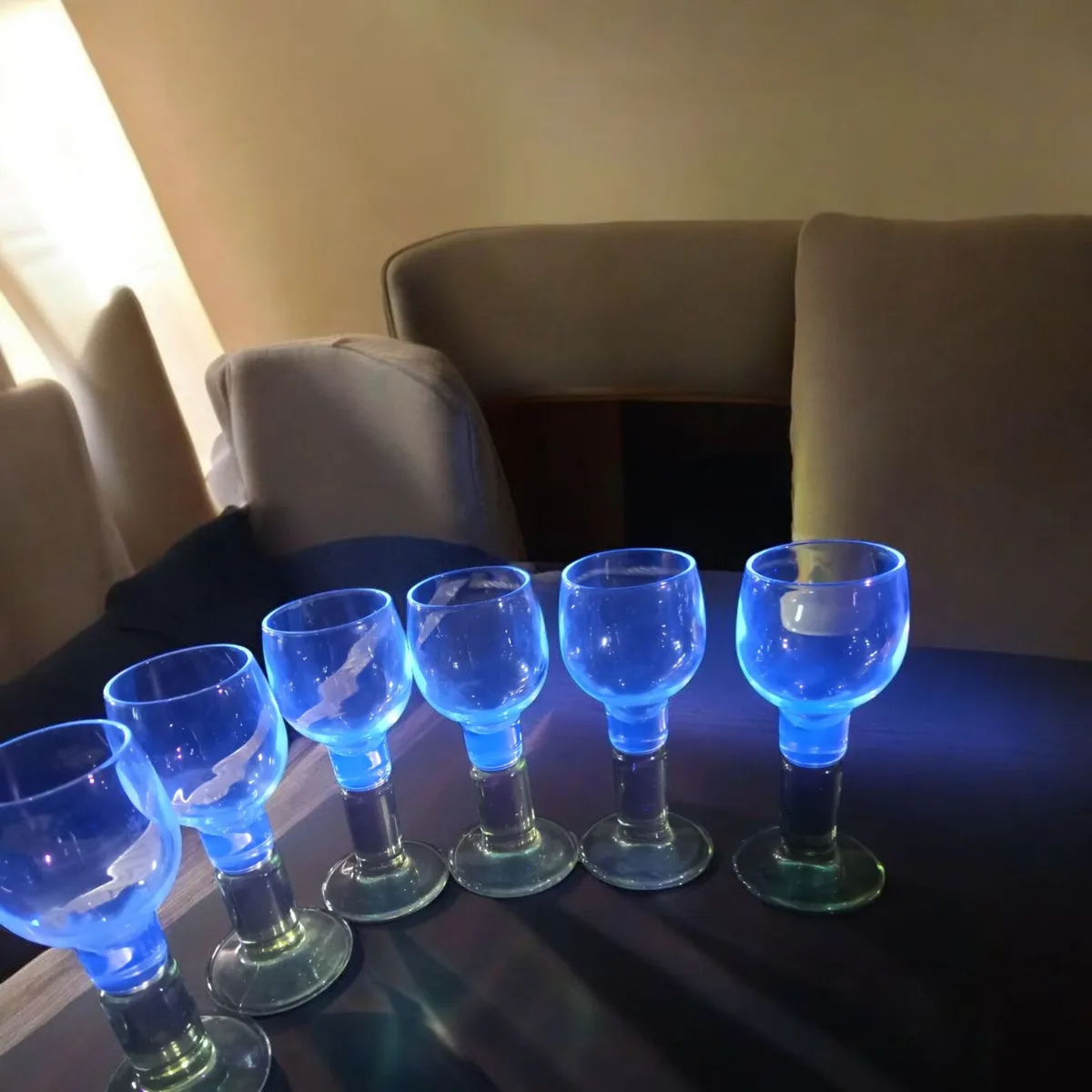 Unique glass set