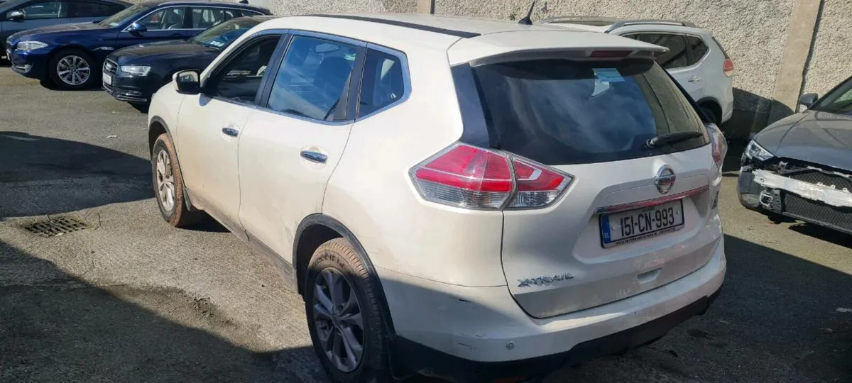 Nissan xtrail for parts - Image 3