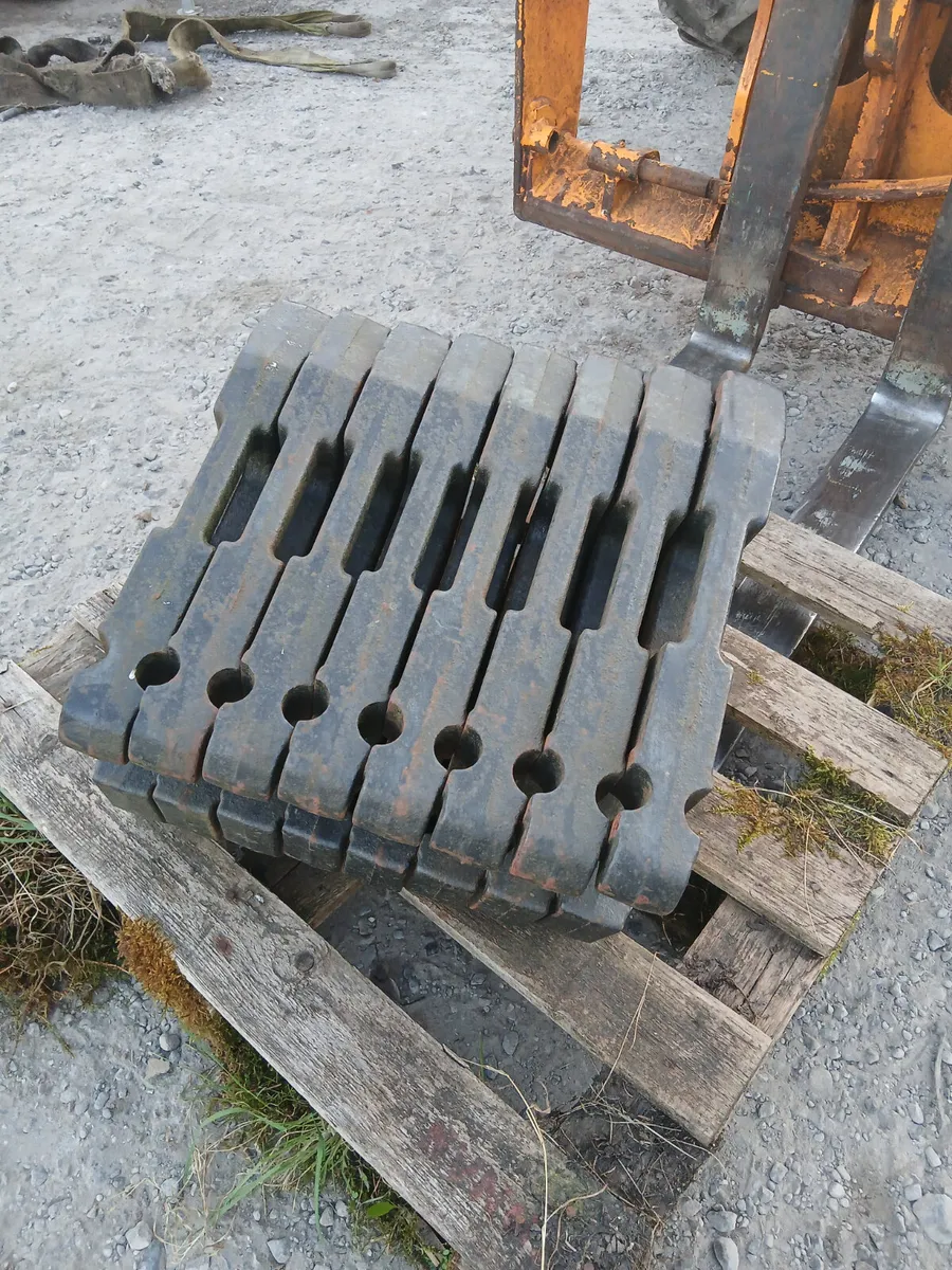Deutz weights for sale. - Image 2