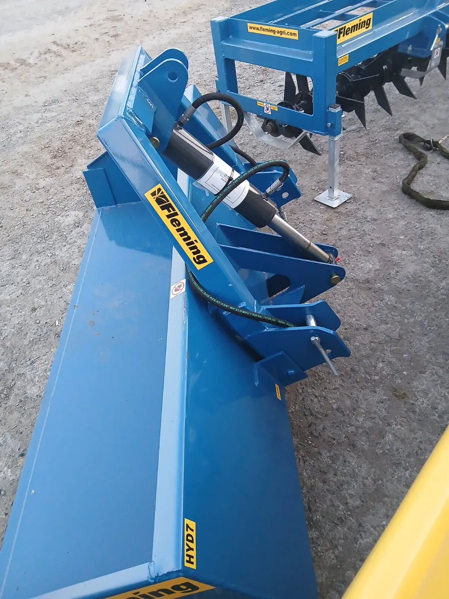 New Fleming 7ft Hyd box for sale. - Image 3
