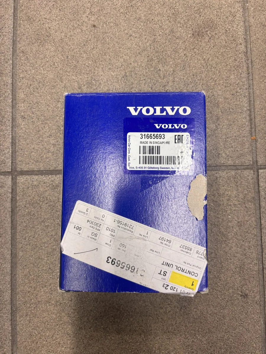 VOLVO COLLISION WARNING CONTROL UNIT 31665693 - Image 2