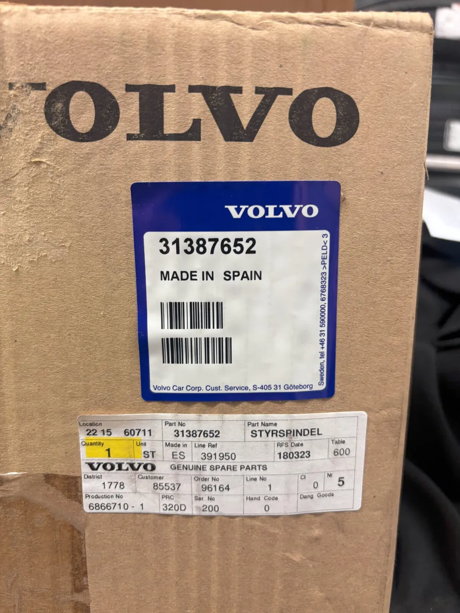 VOLVO STEERING KNUCKLE  VOLVO LHF STEERING  31387 - Image 2