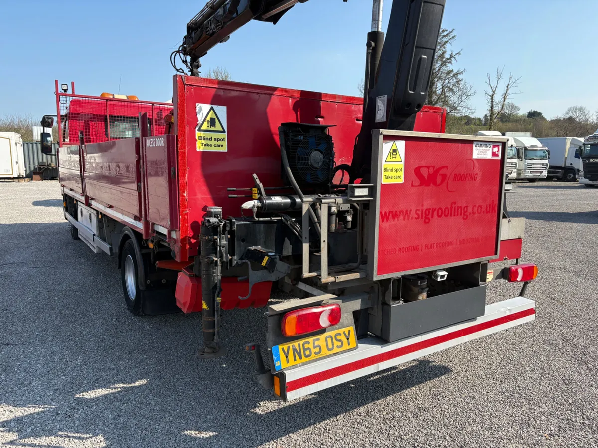 2015 DAF LF 180 12Ton Flatbed & Crane - Image 4