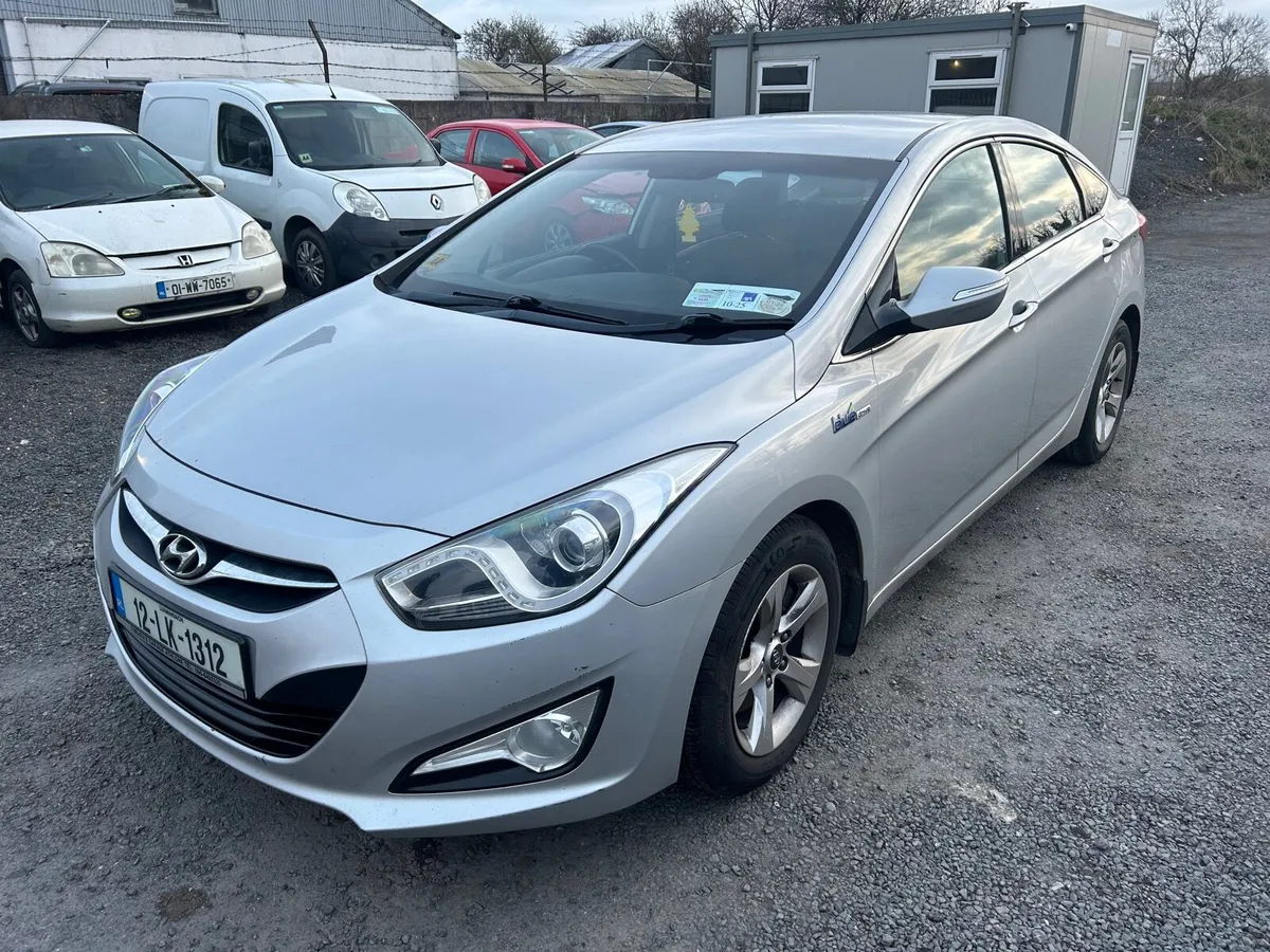 2012 Hyundai i40 For breaking - Image 2