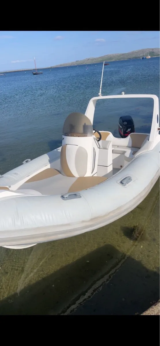 5.5 manta rib best offer secures - Image 1