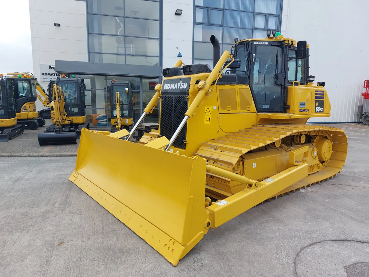 Komatsu D65PX-18 - Image 2