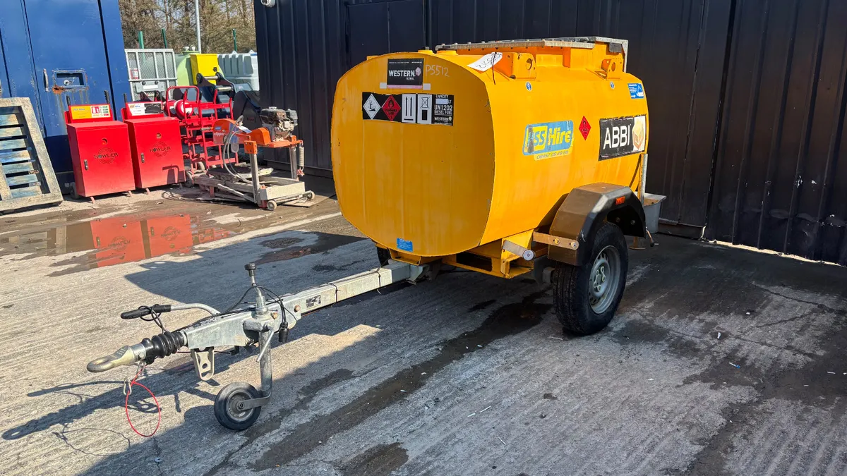 Western 985L Single Axle Fuel Bowser - Image 3