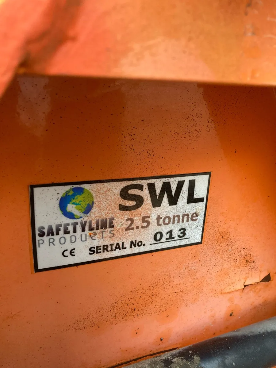 Pallet truck for sale - Image 4